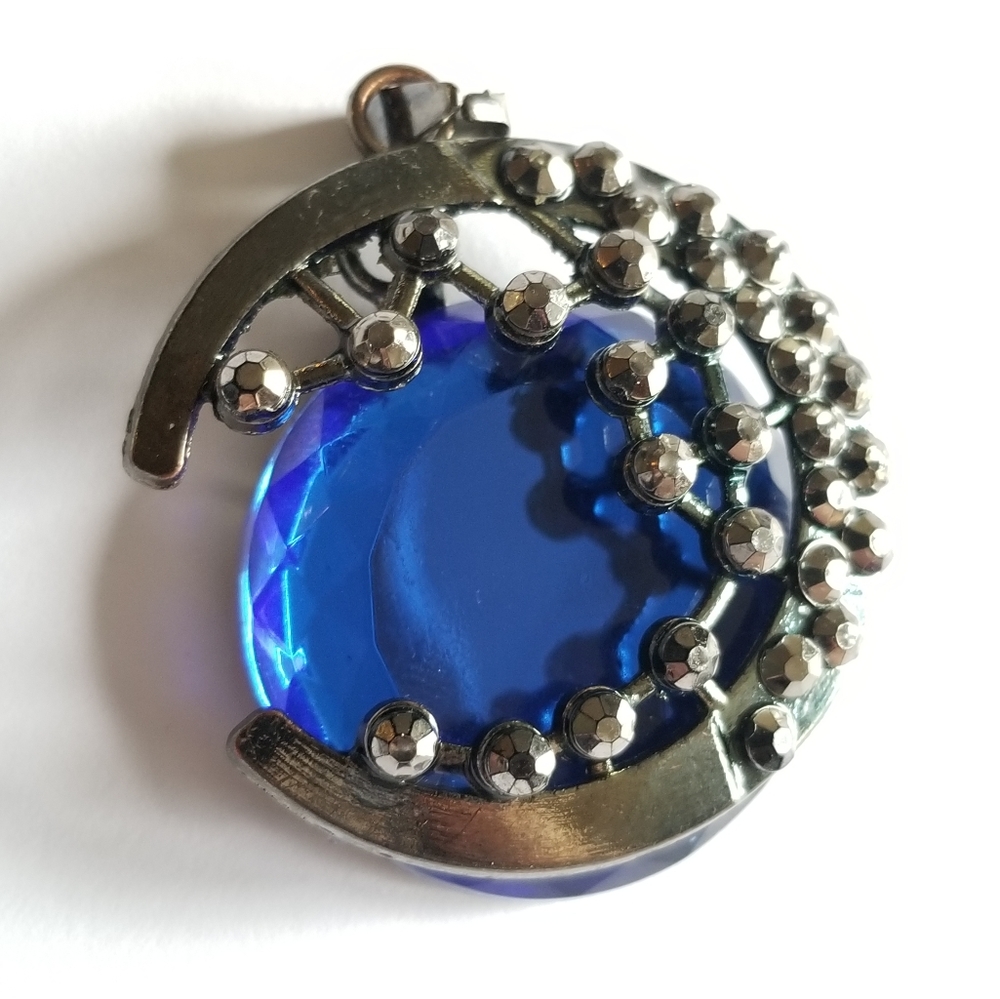 Moon pendant blue gem dark silver tone metal lunar celestial jewelry